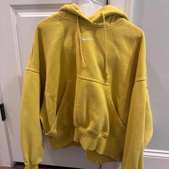 Nike Yellow Cropped Hoodie - Picture 1 of 3